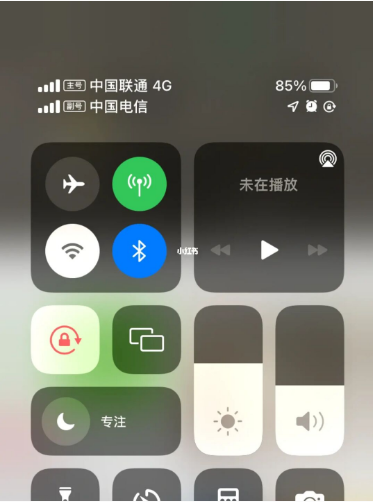 坡头苹果手机维修分享iPhone双卡信号解决办法 