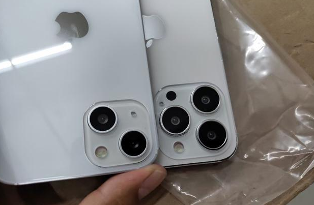 坡头苹果手机维修分享iPhone 13‌机模长什么样 
