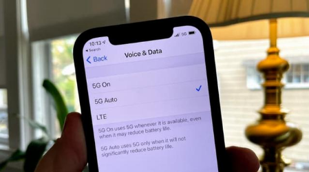 坡头苹果手机维修分享iPhone 12如何打开或关闭5G网络 